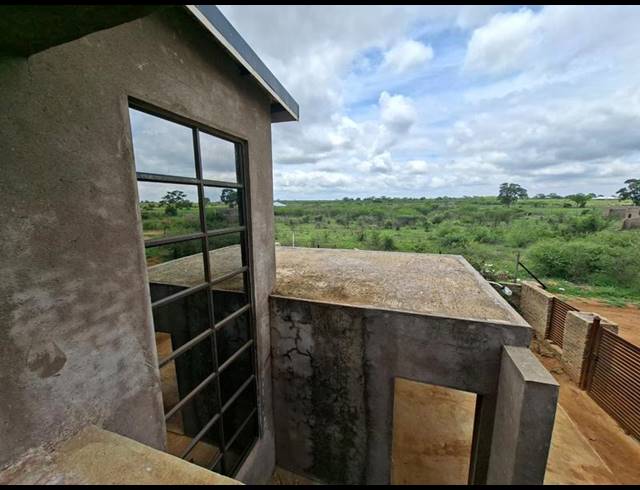 3 BEDROOM HOUSE FOR SALE IN MADOMBIDZHA